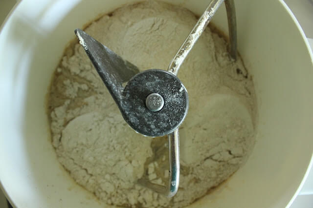 Baking with Natural Yeast: How to make sourdough bread "un-sour."
