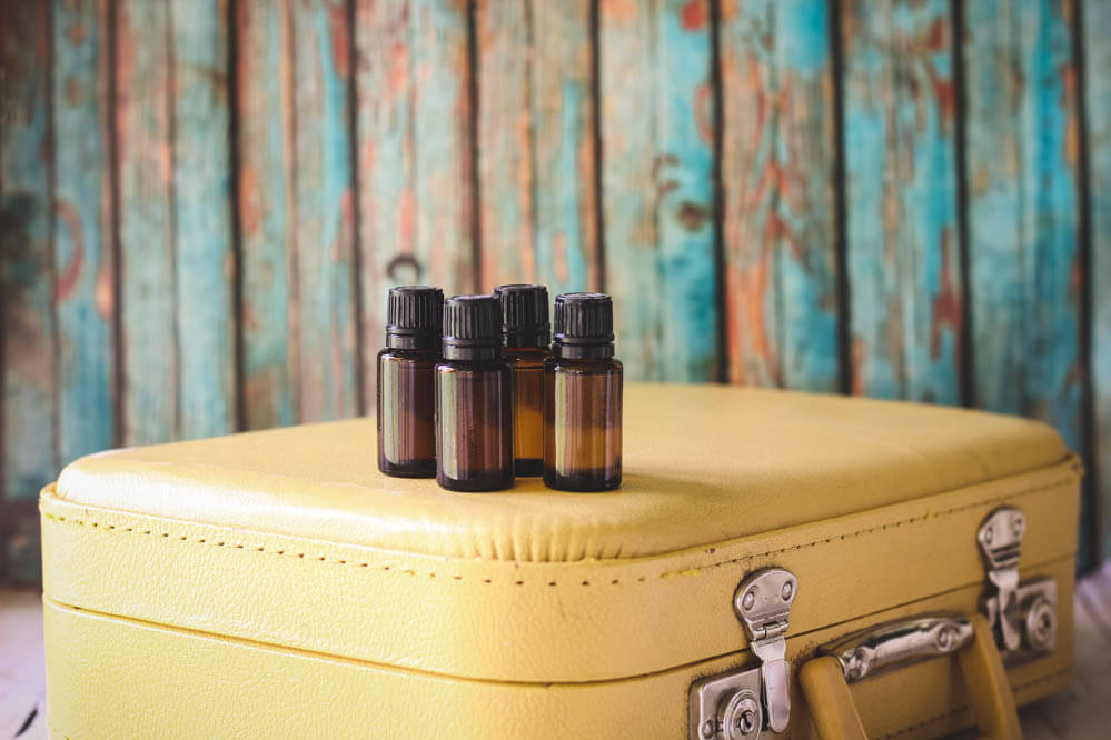 essential-oils-for-traveling